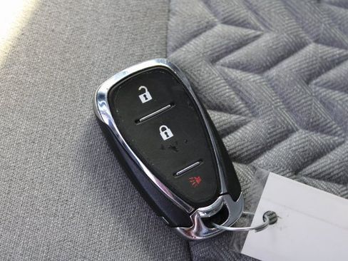 Used 2022 Chevrolet Equinox LT image 25