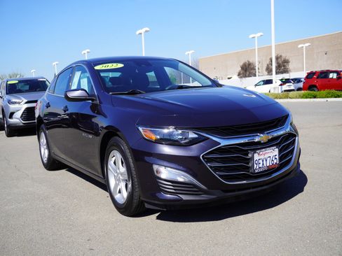 Used 2022 Chevrolet Malibu LS w/ Driver Confidence Package II image 1