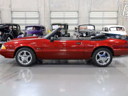 Used 1992 Ford Mustang LX image 15