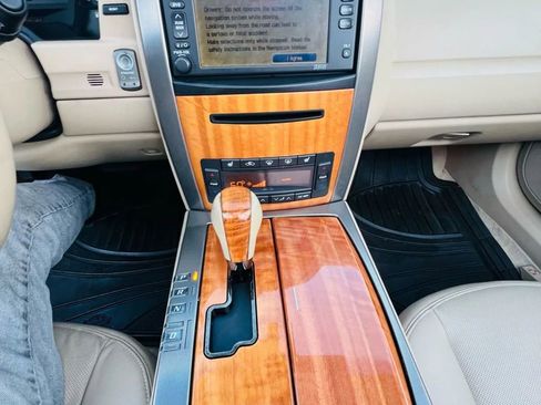 Used 2008 Cadillac XLR image 20