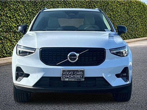 New 2026 Volvo XC40 B5 Plus w/ Protection Package Premier AWD/4WD image 9