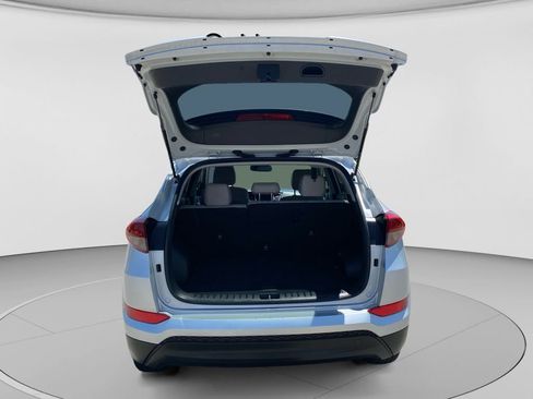 Used 2018 Hyundai Tucson SE FWD image 14