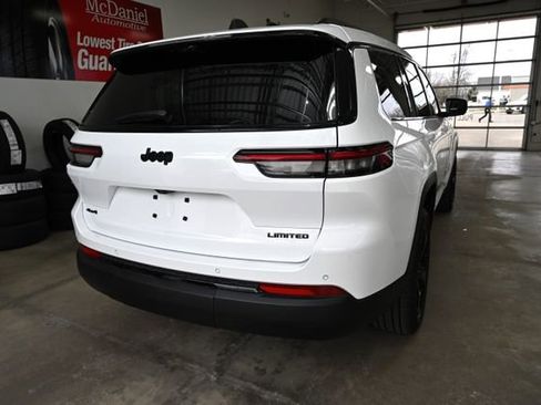 Used 2025 Jeep Grand Cherokee L Limited w/ Luxury Tech Group II image 6