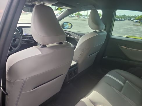 Certified 2025 Toyota Camry SE FWD image 12