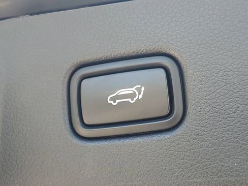 Used 2024 Hyundai Palisade Calligraphy image 8