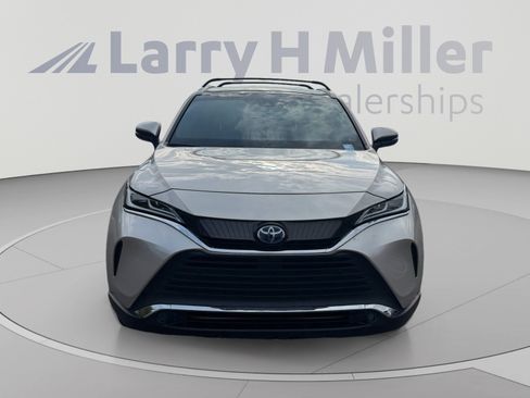 Used 2021 Toyota Venza XLE w/ Softex Package AWD/4WD image 8