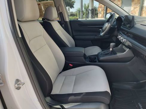 Used 2023 Honda CR-V EX image 30