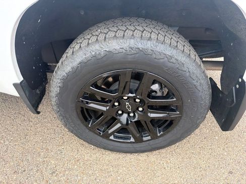 Used 2025 Chevrolet Silverado 1500 RST w/ RST All Star Premium Package AWD/4WD image 39