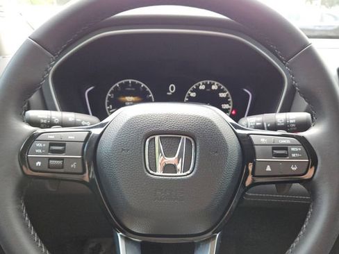 Certified 2025 Honda Pilot Touring image 22