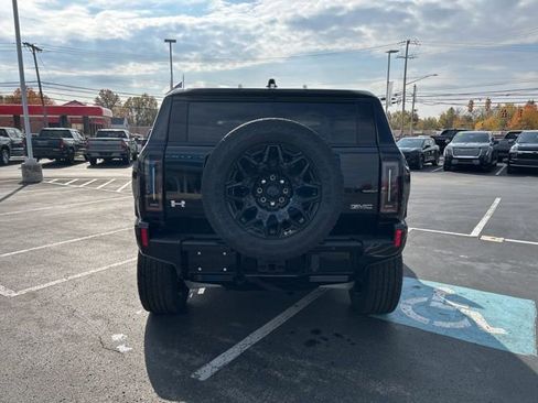 New 2026 GMC Hummer EV SUV AWD/4WD image 4