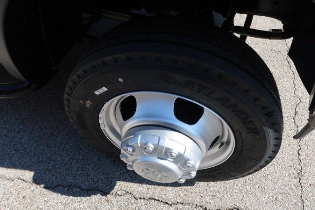 Used 2023 RAM 4500 Tradesman RWD image 14