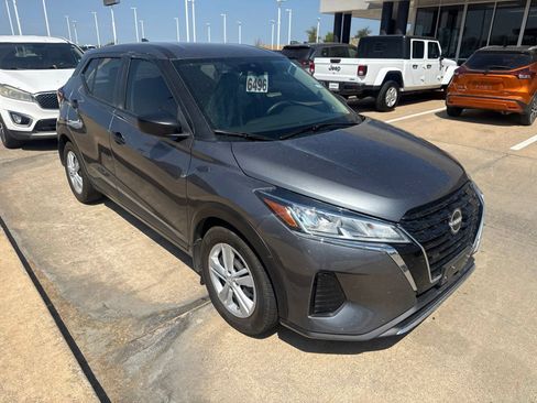 Used 2023 Nissan Kicks S FWD image 1