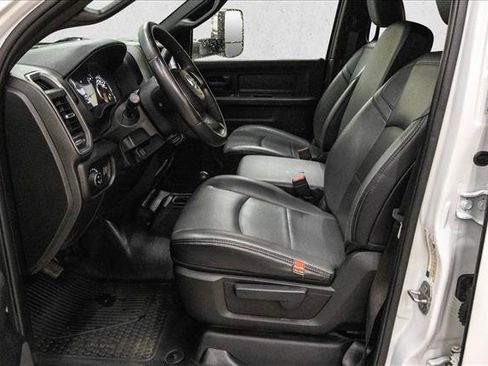 Used 2022 RAM 3500 Tradesman w/ Max Tow Package image 11