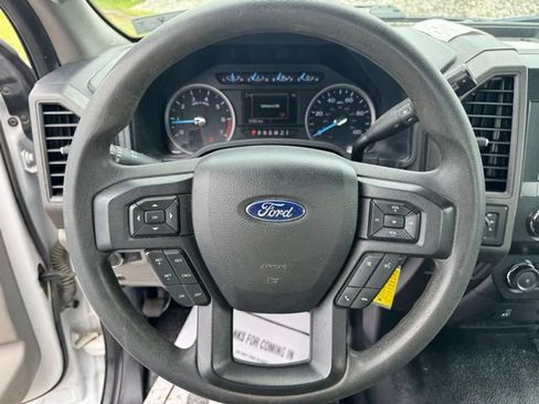 Used 2022 Ford F250 XL w/ Power Equipment Group AWD/4WD image 12