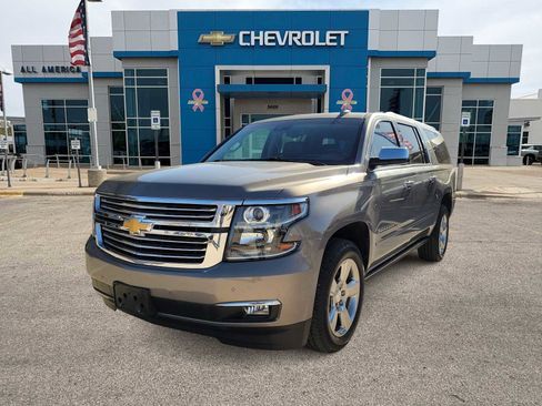 Used 2017 Chevrolet Suburban Premier image 1