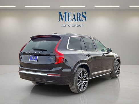 New 2026 Volvo XC90 B6 Plus image 5