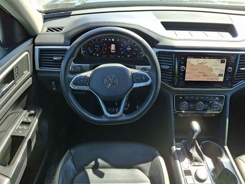 Used 2021 Volkswagen Atlas SEL Premium AWD/4WD image 12