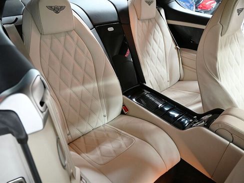 Used 2013 Bentley Continental GT image 19