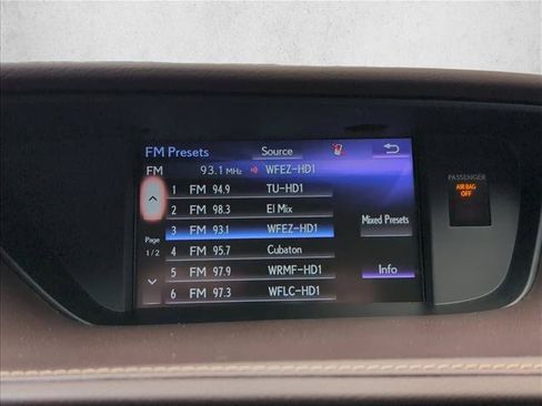 Used 2018 Lexus ES 350 w/ Luxury Package w/Wood Trim FWD image 18