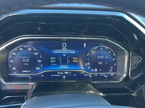 Used 2022 Chevrolet Silverado 1500 LT Trail Boss w/ LT Trail Boss Premium Package image 16