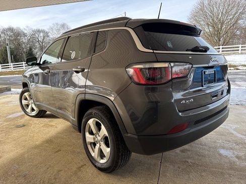 Used 2020 Jeep Compass Latitude w/ Cold Weather Group image 9