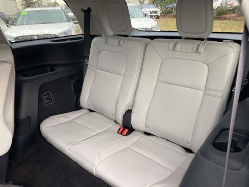 New 2025 Lincoln Aviator 2WD image 18