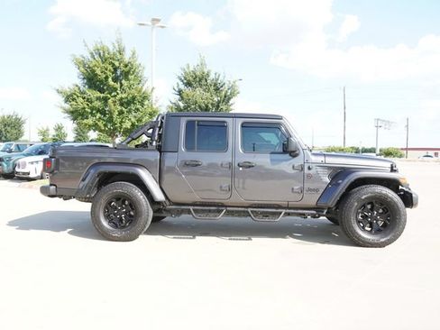 Used 2021 Jeep Gladiator Sport AWD/4WD image 10