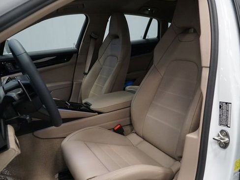 New 2026 Porsche Panamera 4 image 5