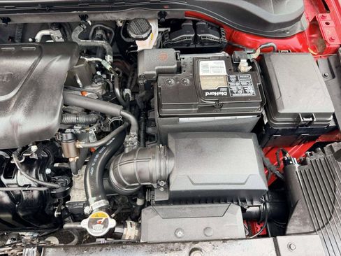 Used 2018 Hyundai Accent SE FWD image 13