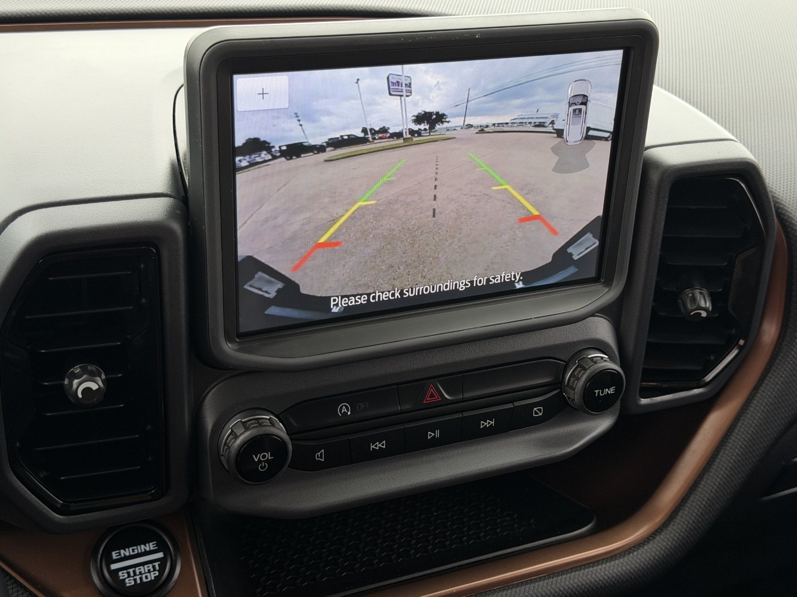 Used 2024 Ford Bronco Sport Outer Banks AWD/4WD image 19