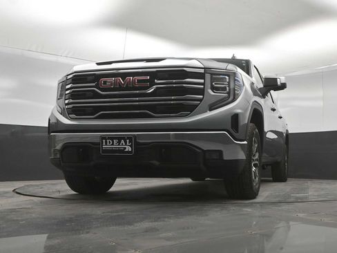 Used 2026 GMC Sierra 1500 SLT AWD/4WD image 40