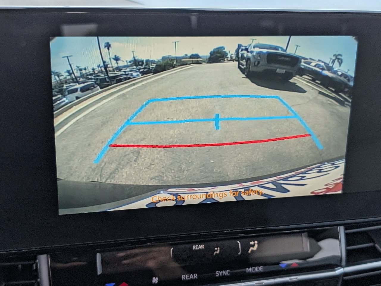 Used 2026 Toyota Sienna XSE FWD image 7