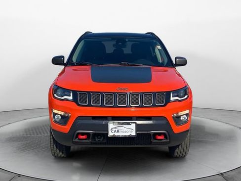 Used 2018 Jeep Compass Trailhawk w/ Leather Interior Group AWD/4WD image 8