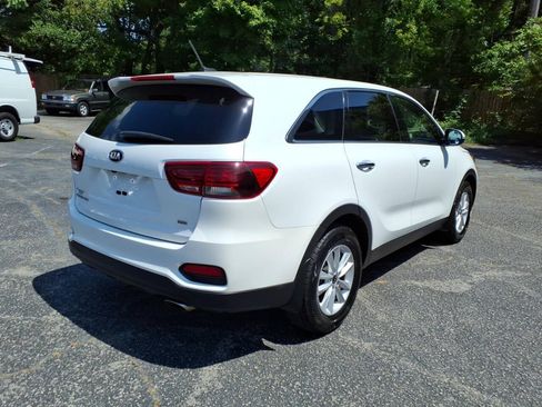 Used 2020 Kia Sorento L FWD image 3