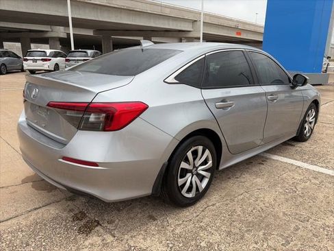 Used 2023 Honda Civic LX image 6