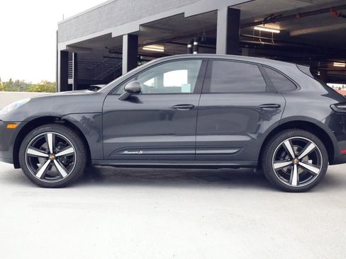 New 2026 Porsche Macan S image 2