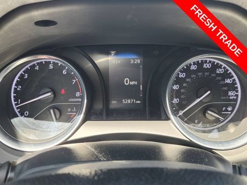 Used 2020 Toyota Camry LE FWD image 14