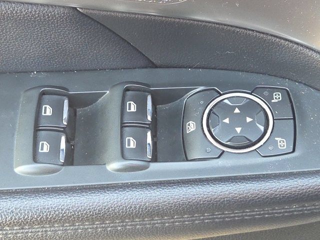 Used 2018 Ford Explorer XLT w/ Equipment Group 202A AWD/4WD image 23