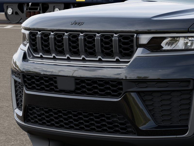New 2026 Jeep Grand Cherokee L 4WD image 11