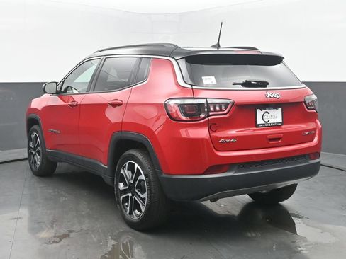 Used 2024 Jeep Compass Limited AWD/4WD image 4
