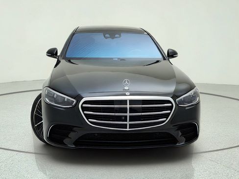 Certified 2022 Mercedes-Benz S 580 4MATIC Sedan image 5
