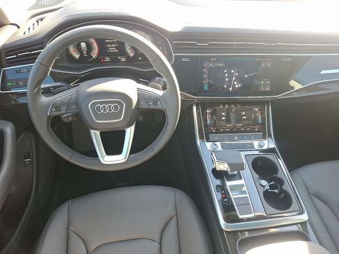 New 2025 Audi Q8 Premium image 9