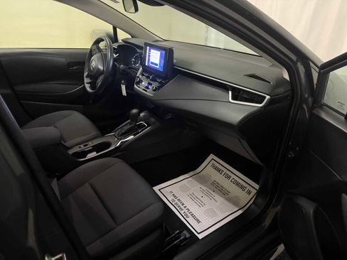 Used 2023 Toyota Corolla LE image 26