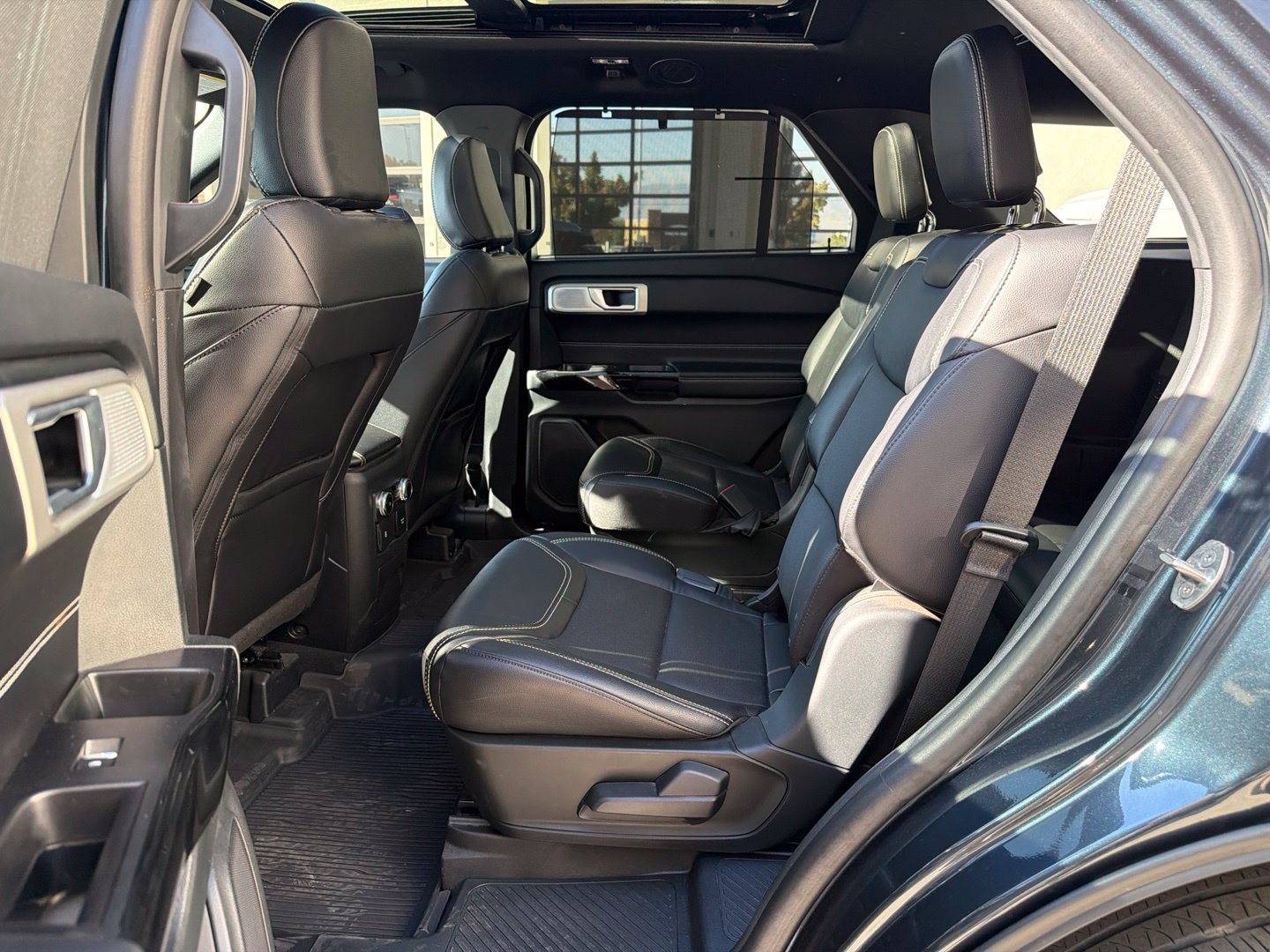 Used 2023 Ford Explorer ST w/ Equipment Group 401A AWD/4WD image 14