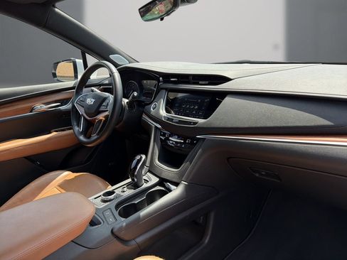Certified 2023 Cadillac XT5 Premium Luxury w/ Technology Package FWD image 16