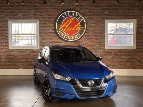 Used 2020 Nissan Versa S image 1