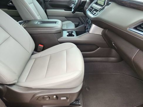 Used 2023 Chevrolet Tahoe LT w/ Luxury Package AWD/4WD image 28