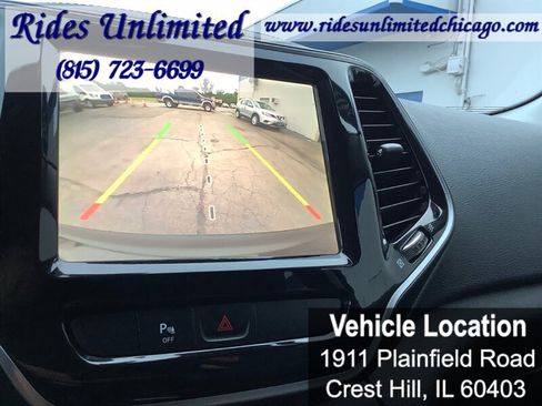 Used 2019 Jeep Cherokee Limited AWD/4WD image 14