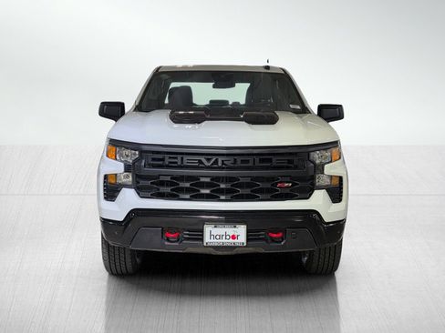 Used 2023 Chevrolet Silverado 1500 Custom Trail Boss AWD/4WD image 2