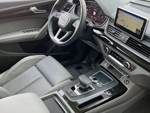Used 2019 Audi Q5 Prestige AWD/4WD image 6
